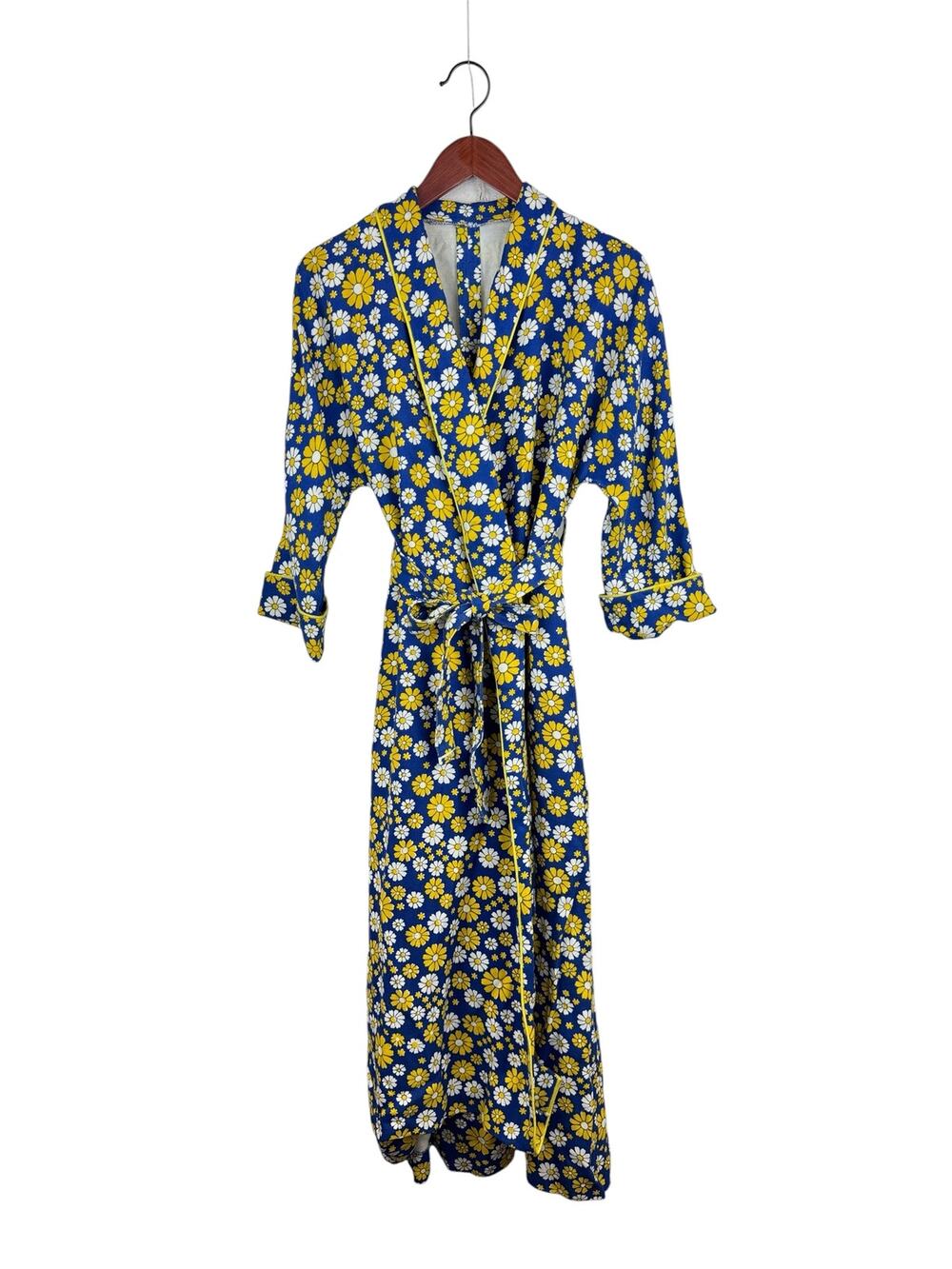 VTG Long Daisy Floral Robe Retro